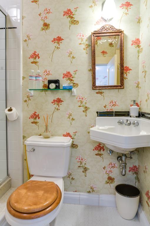 The Jabberwock Bed & Breakfast 3* Monterrey